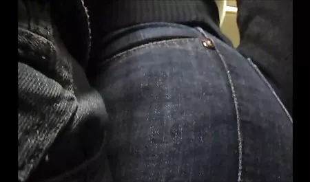 ચિક સાથે છાંટી કમ ચહેરા સેક્સ યુવાન ઓનલાઇન પર