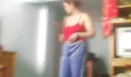 સેક્સી સોનેરી કૂતરી Fucks તેના માણસ વેબકેમ પર Molodoi સેક્સ