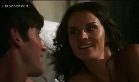 મિશેલ પોર્ન વીડિયો અને યુવાન પુખ્ત