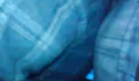 મોટા બોબલા વાળી મહિલા પોર્ન યુવાન ફુવારો કિશોર કે કિશોરી cutie હસ્તમૈથુનનો રમકડાં સાથે