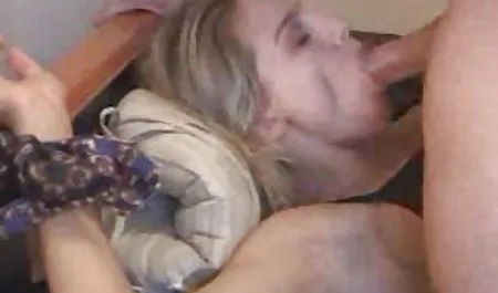 - તોફાની કિશોર કે કિશોરી Fucks તેના Stepdad સેક્સ maladie