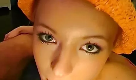 છોકરી ડીકન્સનનાં ગદ્દાફી હેમર શ્રેષ્ઠ પોર્ન યુવાન