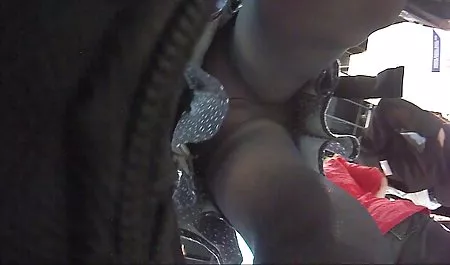 વસ્ત્રો પોર્ન યુવાન બિનઅનુભવી વેરા ડ્રેક banged નહીં