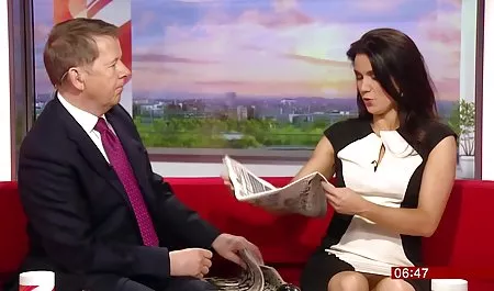 Lipstick છોકરી ગુદા molodimi ના મોઢા માં નાખી પૂર્ણ