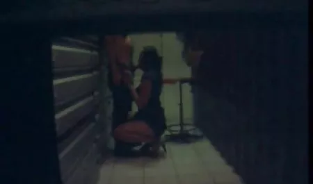 Cougar બ્રૂક ટેલર પોર્ન યુવાન ફુવારો સમાપ્ત બાઇ-બાઇ-si