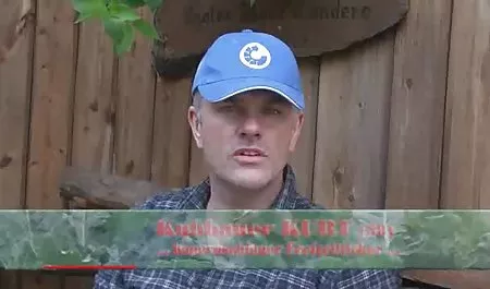 BDSM પોર્ન સાથે જૂના યુવાન સાથે મોટા Tits કન્યાઓ જાહેર