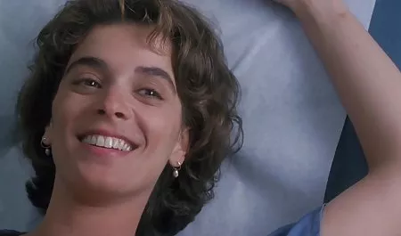 પાણીદાર કાળી આપે પૂલ દ્વારા યુવાન porn