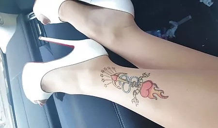 બધા એક જોડી યુવાન કુટુંબ - દ્રશ્ય 1