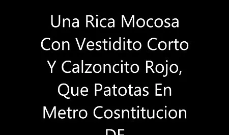 ગોળમટોળ ચહેરાવાળું ચિક તેના હોમમેઇડ પોર્ન યુવાન Vkontakte Pussy નહીં તુલા