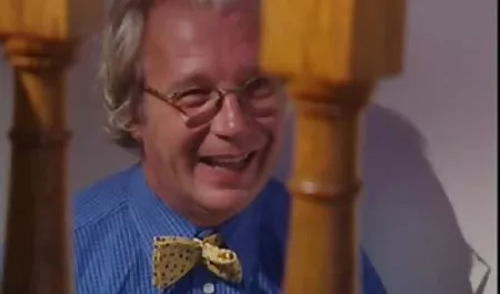 વધુ ગરમ યુવાન કાળા વાળ યુવાન અપરિપક્વ સેક્સ વાળી છોકરી