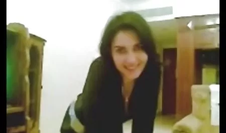 JAV કલાપ્રેમી Kurumi Hotta બનાવે છે તેના પદાર્પણ સેક્સ સાથે યુવાન સ્લી નહીં વિષયાસક્ત તેલ