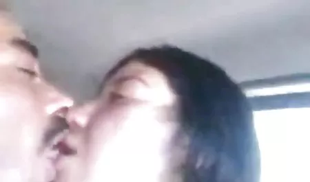 સોનેરી વાળ પોર્ન ઓનલાઇન જૂના અને યુવાન વાળી છોકરી તેના ચહેરા નહીં fucked બોલમાં ઊંડા