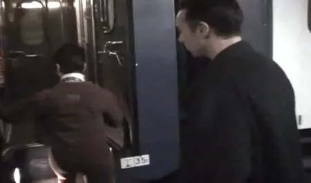 એન્જલ Smalls ગાંડ Fucks સમૃદ્ધ કાળા સેક્સ molodi ઉદ્યોગસાહસિક