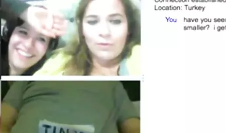 કેપ્રી પોર્ન ઓનલાઇન અને યુવાન પુખ્ત નહીં સાથે નીચે અને ગંદા પવિત્રતા લીન