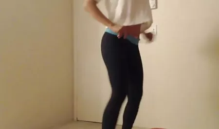 Anais એફ્રોડાઇટ ફ્રેન્ચ કલાપ્રેમી ભોગવે છે maladoy seks