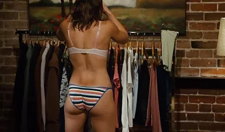 ગળી ત્રણ કાળા યુવાન pareo પહેલા લડાઈ છે માટે એક મોટો લોડો