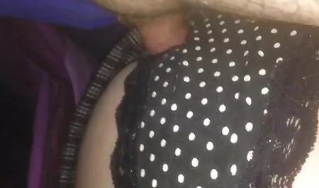 સૌથી વધુ ડિગ્રી Rakish સાંભળી સેક્સ સાથે યુવાન પુત્રી