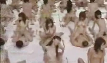 કાકડી મહાન પોર્ન યુવાન mom છે