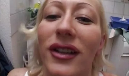 હોટ વાહિયાત molodih vibrating ક્રિયા સુંદરતા Yankees Catalina Renee