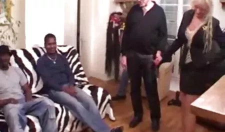 શેરોન સ્ટોન પોર્ન યુવાન કન્યાઓ ઓનલાઇન શરૂઆતમાં એક પોર્ન ફિલ્મ