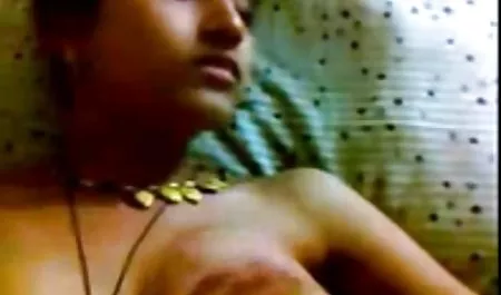 થયો શૃંગારિક Molodoy પ્રેમ