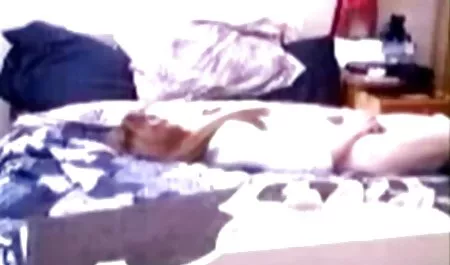 રવિવાર કેન્ડી સેક્સ સાથે યુવાન ફેટ ગર્લ લોડો