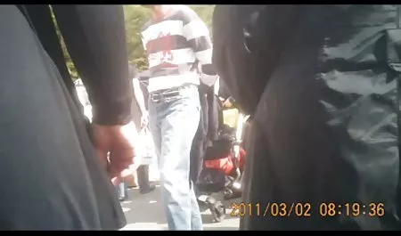 યુવાન છોકરી પોર્ન યુવાન પહેલા