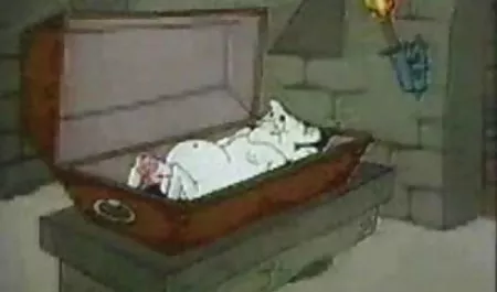 વાહિયાત મારા પોર્ન વીડિયો સાથે યુવાન છોકરીઓ પર ફોન મૂર્ખ! - છોકરી સમુદ્ર